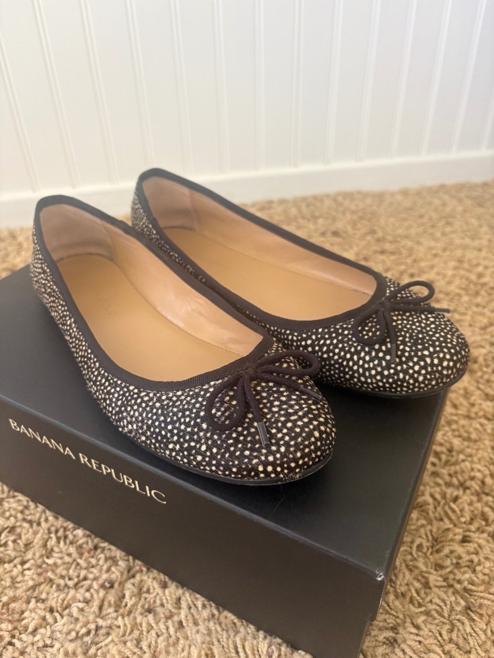 Banana Republic Calf Hair Ballet Flats Animal Print.